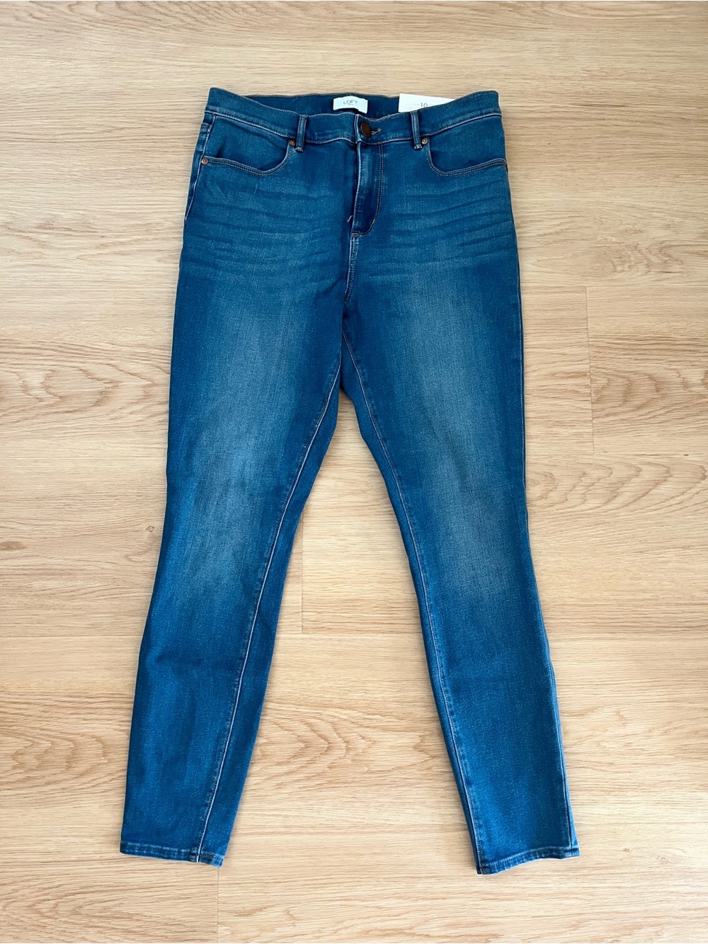 LOFT Women's Skinny Jeans in Medium Blue Wash
